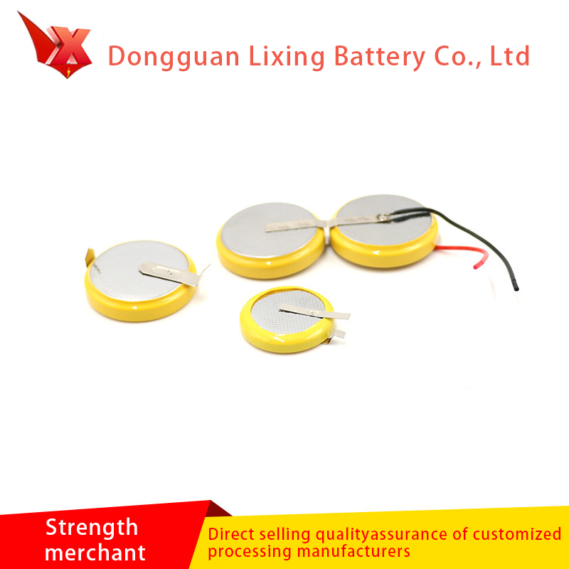 Battery manufacturer's special battery for small flashlight CR2032 3.0V button battery welding leg processing combination